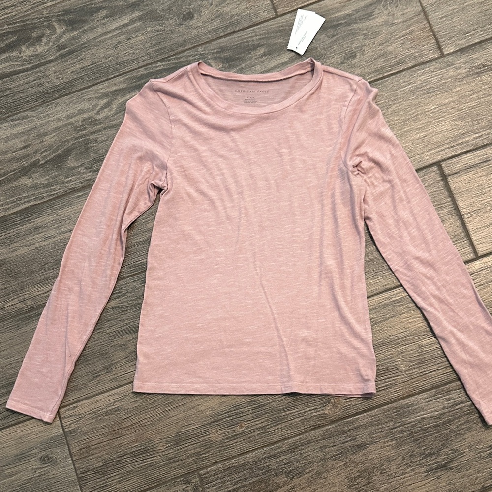 American Eagle Outfitters Mauve Long Sleeve Tee